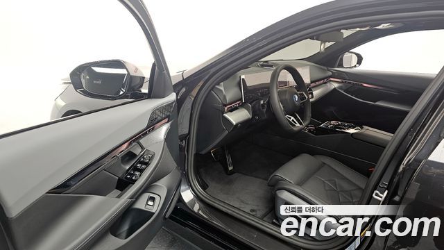 BMW i5 (G60) xDrive 40 M Sport 2026 — фото 10