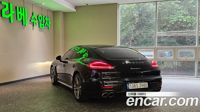 Porsche Panamera 3.6 AWD 970 2015 — фото 2