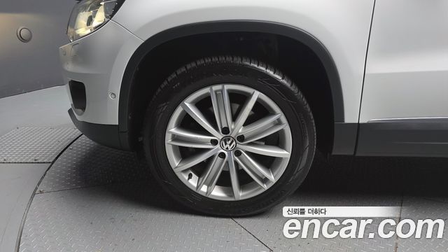 Volkswagen Tiguan 2.0 TDI  Premium 5N 2016 — фото 5