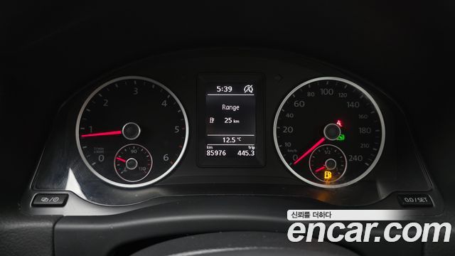 Volkswagen Tiguan 2.0 TDI  Premium 5N 2016 — фото 8