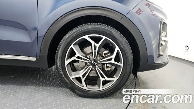 Kia Sportage The Bold Diesel 2.0 2WD Prestige 2021 — фото 5