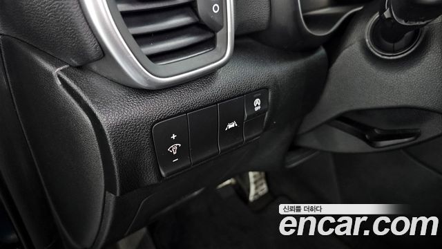 Kia Sportage The Bold Diesel 2.0 2WD Prestige 2021 — фото 14