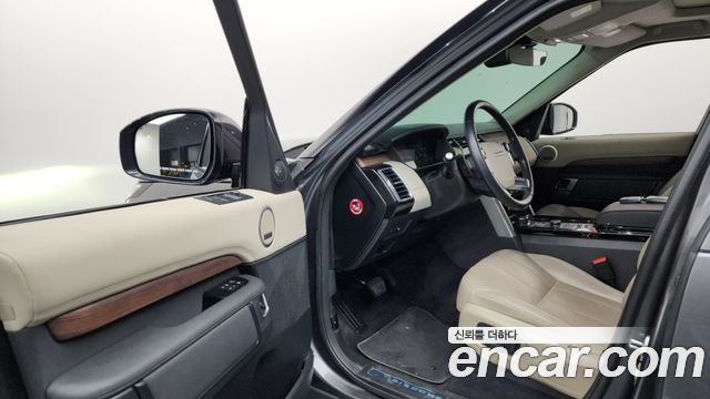 Land Rover Discovery 5 3.0 SD6 HSE 2019 — фото 10