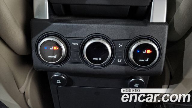 Land Rover Discovery 5 3.0 SD6 HSE 2019 — фото 18