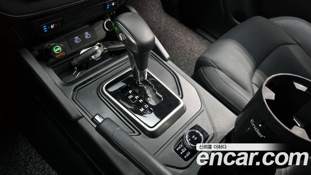 KG Mobility (SsangYong) Rexton Sports Khan Diesel 2.2 4WD Culman Prestige 2024 — фото 9