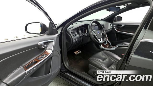 Volvo S60 D4 2nd 2014 — фото 10