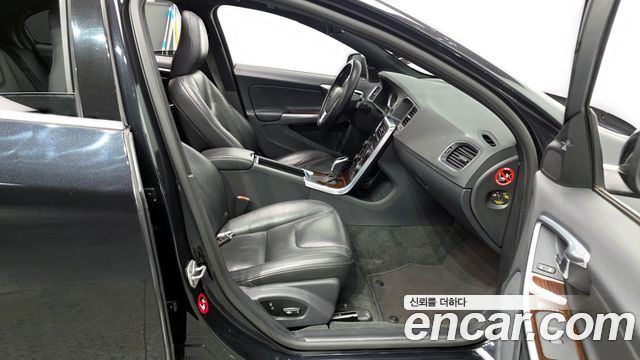 Volvo S60 D4 2nd 2014 — фото 11