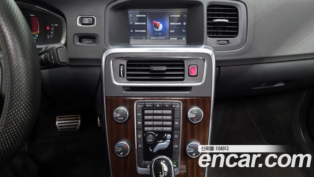 Volvo S60 D4 2nd 2014 — фото 14