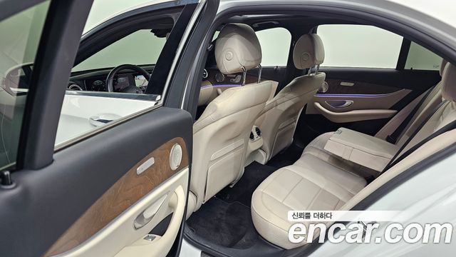 Mercedes-Benz E-Class (W213) E250 Exclusive 2022 — фото 11