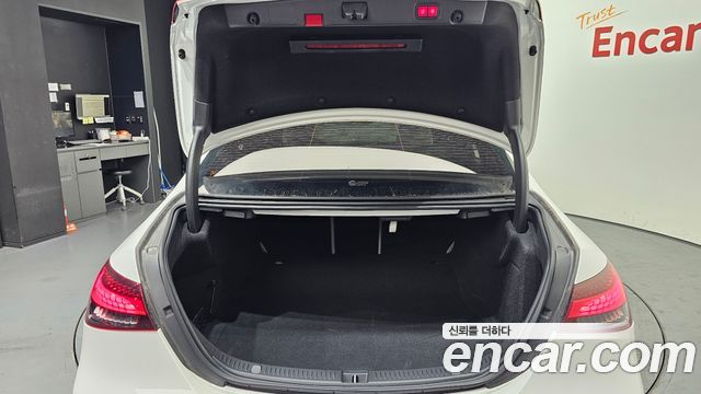 Mercedes-Benz E-Class (W213) E250 Exclusive 2022 — фото 20