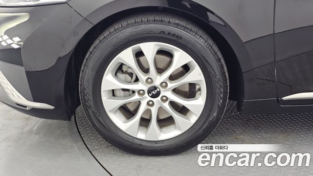 Kia K8 2.5 Gasoline 2WD Noblesse 2024 — фото 5