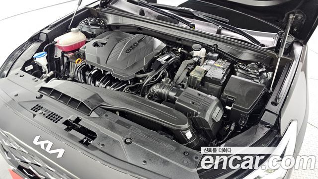 Kia K8 2.5 Gasoline 2WD Noblesse 2024 — фото 6