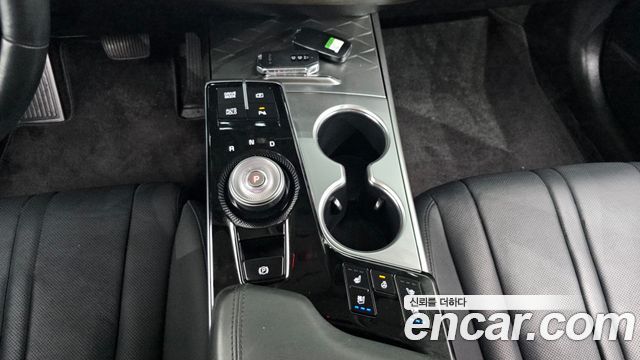 Kia K8 2.5 Gasoline 2WD Noblesse 2024 — фото 9