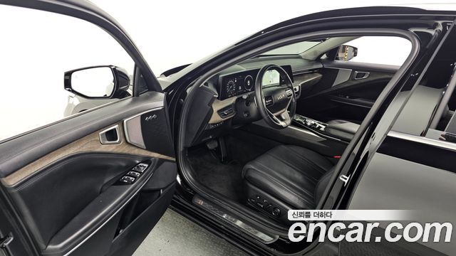 Kia K8 2.5 Gasoline 2WD Noblesse 2024 — фото 10