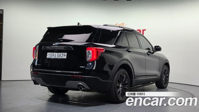 Ford Explorer (VI) 2.3 LimIted 4WD 2020 — фото 2