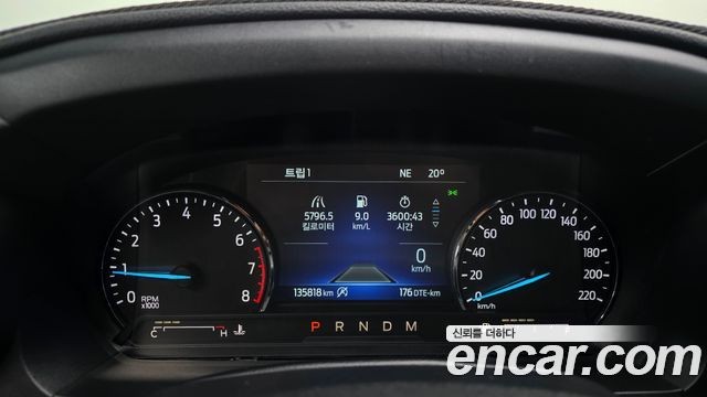 Ford Explorer (VI) 2.3 LimIted 4WD 2020 — фото 8