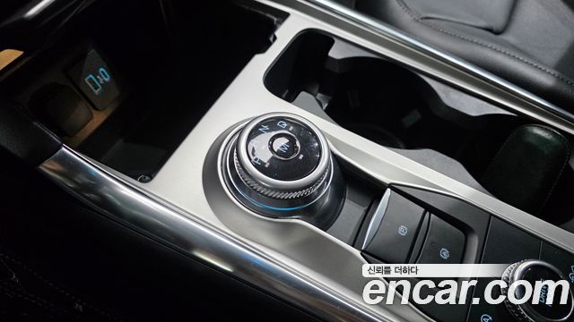Ford Explorer (VI) 2.3 LimIted 4WD 2020 — фото 9