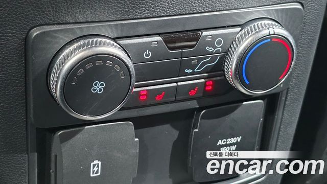 Ford Explorer (VI) 2.3 LimIted 4WD 2020 — фото 18