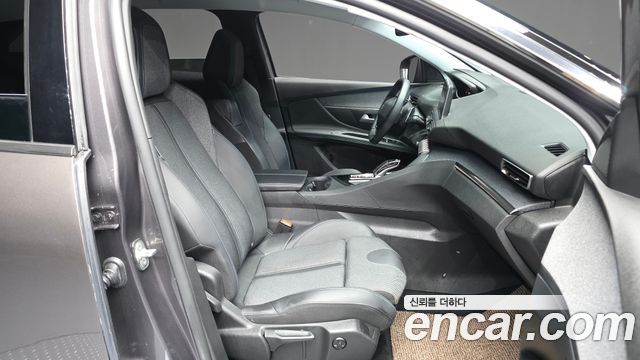 Peugeot 3008 (II) 1.2 Pure Tech Allure 2022 — фото 11