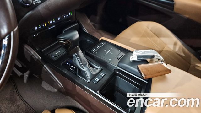 Lexus ES300h (VII) Luxury Plus 2020 — фото 9