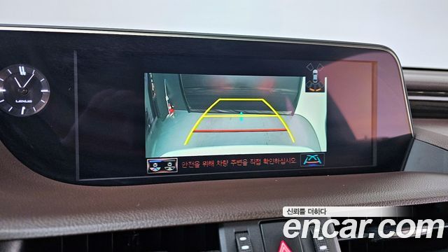 Lexus ES300h (VII) Luxury Plus 2020 — фото 15