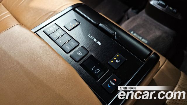 Lexus ES300h (VII) Luxury Plus 2020 — фото 18
