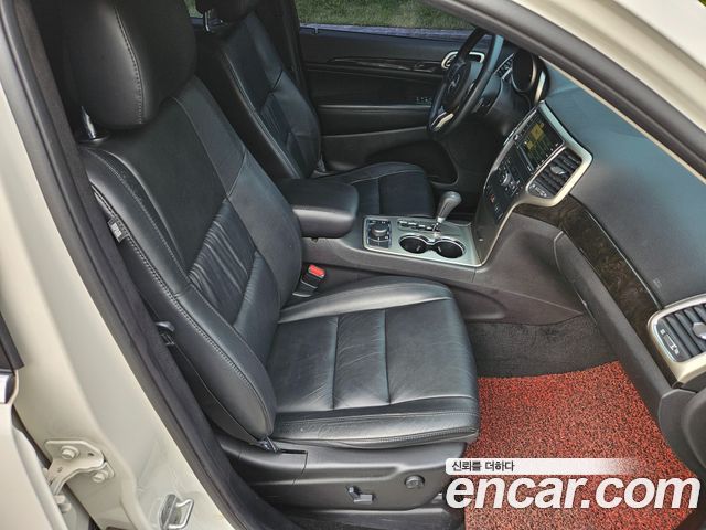 Jeep Grand Cherokee 3.0 Diesel Laredo WK2 2012 — фото 22