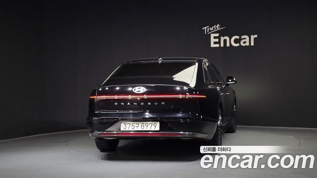 Hyundai Grandeur Hybrid (GN7) Calligraphy 2023 — фото 4