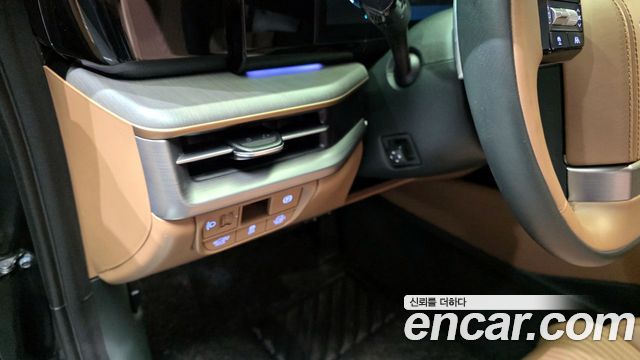 Hyundai Grandeur Hybrid (GN7) Calligraphy 2023 — фото 15