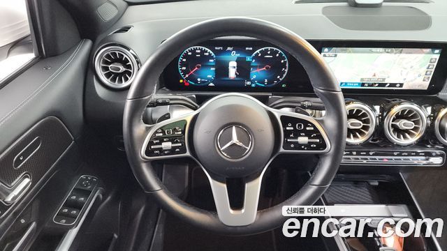 Mercedes-Benz GLB-Class (X247) GLB220 2021 — фото 13