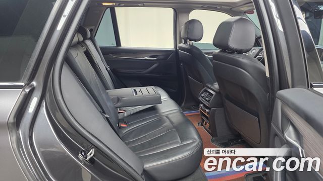 BMW X5 (F15) xDrive 30d 2017 — фото 12