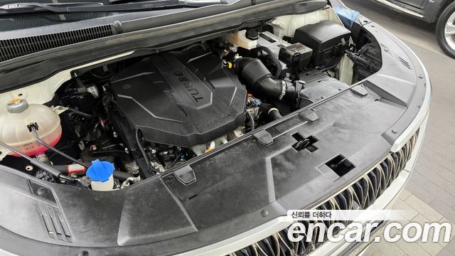 Kia Carnival (IV) Diesel 9-Seater Hi-Limousine Signature 2021 — фото 6