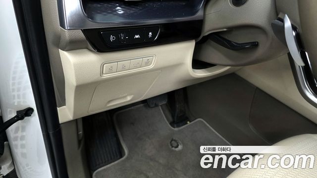 Kia Carnival (IV) Diesel 9-Seater Hi-Limousine Signature 2021 — фото 18