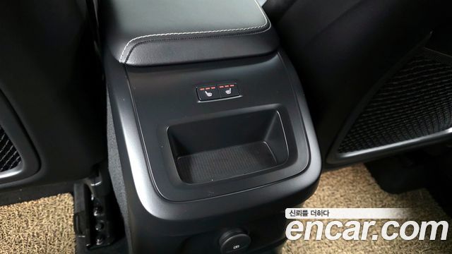 Volvo XC60 (II) T8 R-Design 2021 — фото 18