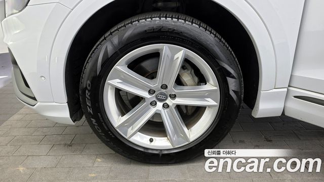 Audi Q8 (4M) 45 TDI Quattro Premium 2020 — фото 5