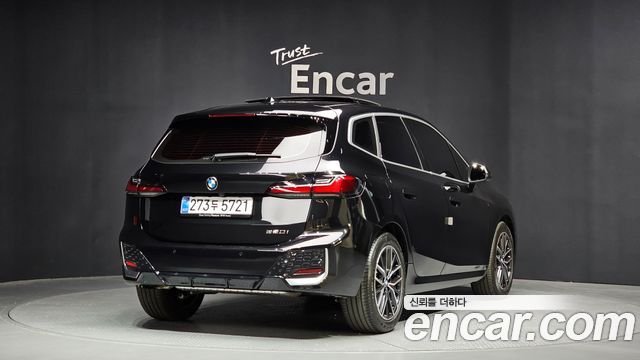 BMW 2 Series Active Tourer (U06) 220i M Sport Design 2026 — фото 2