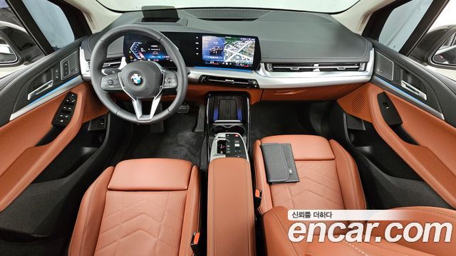 BMW 2 Series Active Tourer (U06) 220i M Sport Design 2026 — фото 7