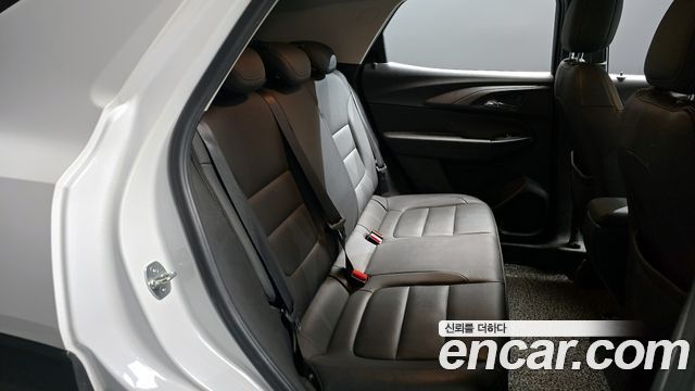 Chevrolet Trailblazer 1.3 Turbo 2WD LT 2021 — фото 12