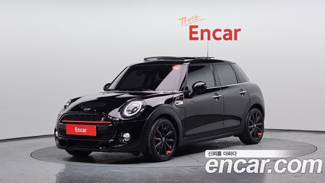 MINI Cooper S 5Door Standard 3rd