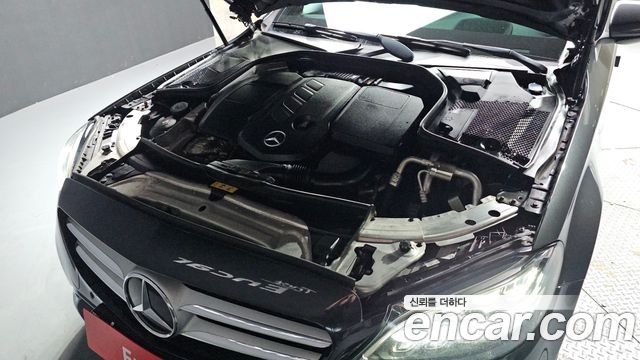 Mercedes-Benz C-Class (W205) C220 d 4MATIC 2020 — фото 6