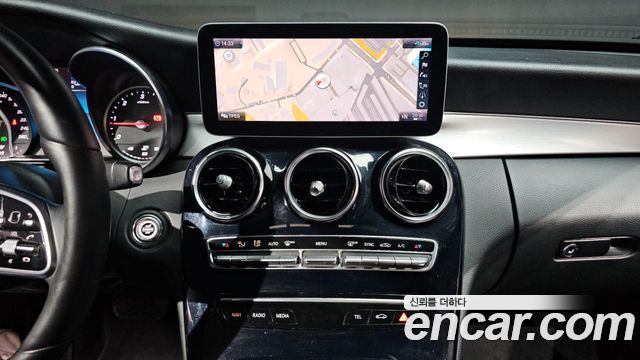 Mercedes-Benz C-Class (W205) C220 d 4MATIC 2020 — фото 12