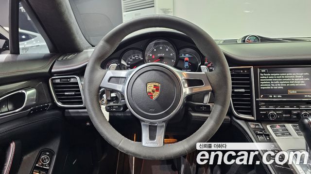 Porsche Panamera 4.8 GTS 970 2015 — фото 13