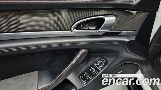 Porsche Panamera 4.8 GTS 970 2015 — фото 16