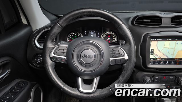Jeep Renegade 2.4 Longitude High 2018 — фото 13