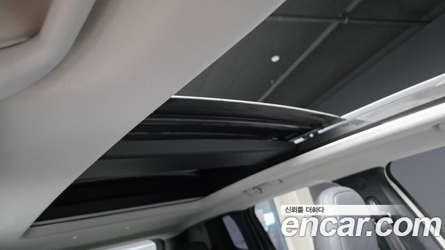 Jeep Renegade 2.4 Longitude High 2018 — фото 18