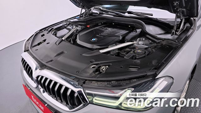 BMW 6 Series GT (G32) 630i xDrive Luxury 2023 — фото 6