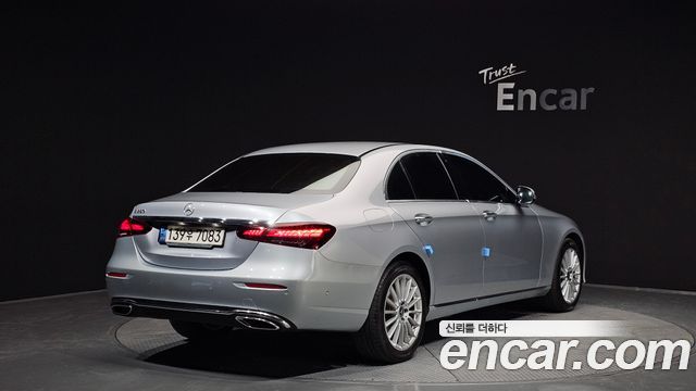 Mercedes-Benz E-Class (W213) E250 Exclusive 2022 — фото 2
