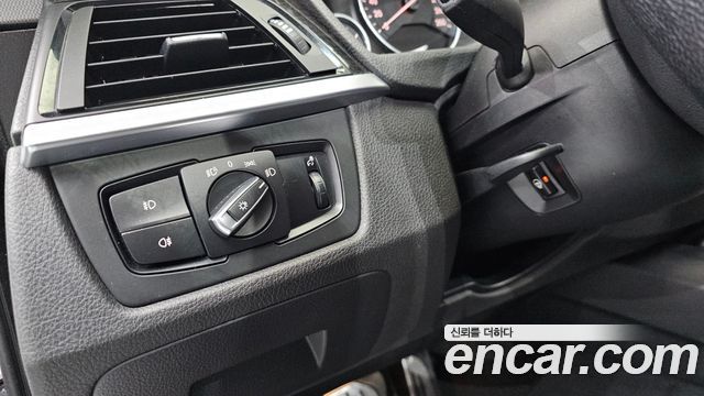 BMW 3 Series GT (F34) GT 320d Luxury 2015 — фото 12