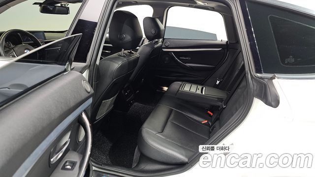 BMW 3 Series GT (F34) GT 320d Luxury 2015 — фото 16