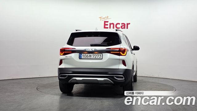 Kia Seltos Gasoline 1.6 Turbo 2WD Signature 2023 — фото 4